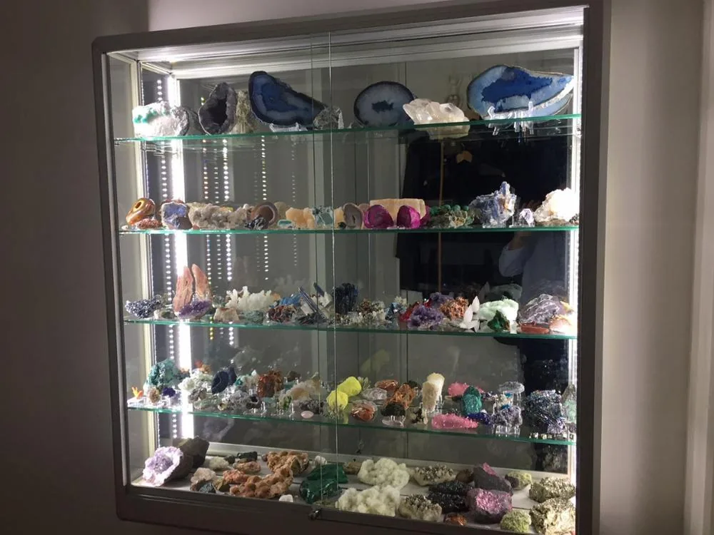 What Was The Biggest Lighting Problem In This Glass Cabinet?