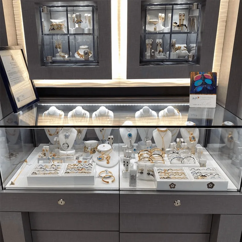 Design LED showcase lighting